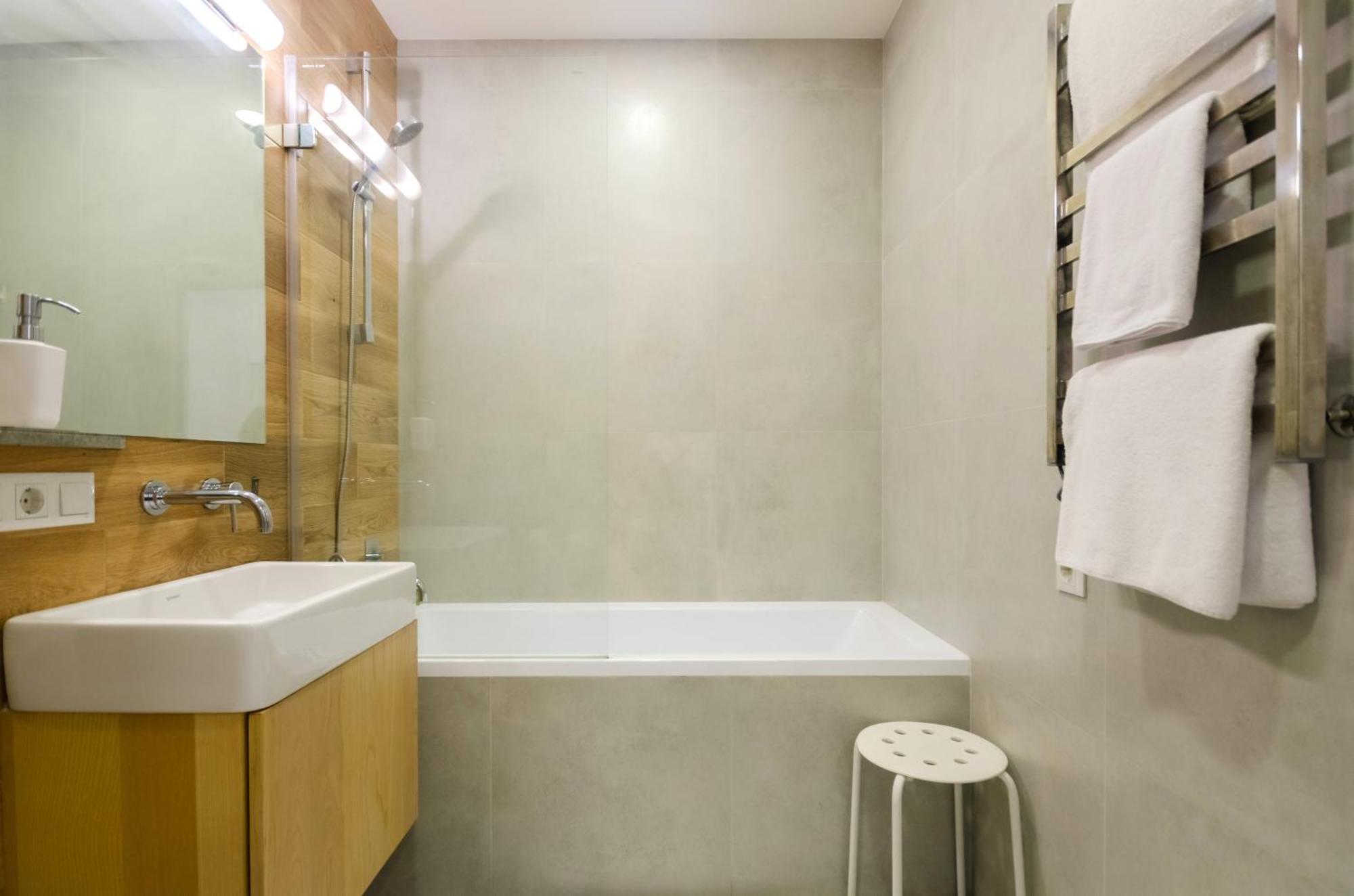 Petrovdom 234-241-86-96 In City View Apartments At Rc Kvartet,Near Central Railway Station كييف المظهر الخارجي الصورة