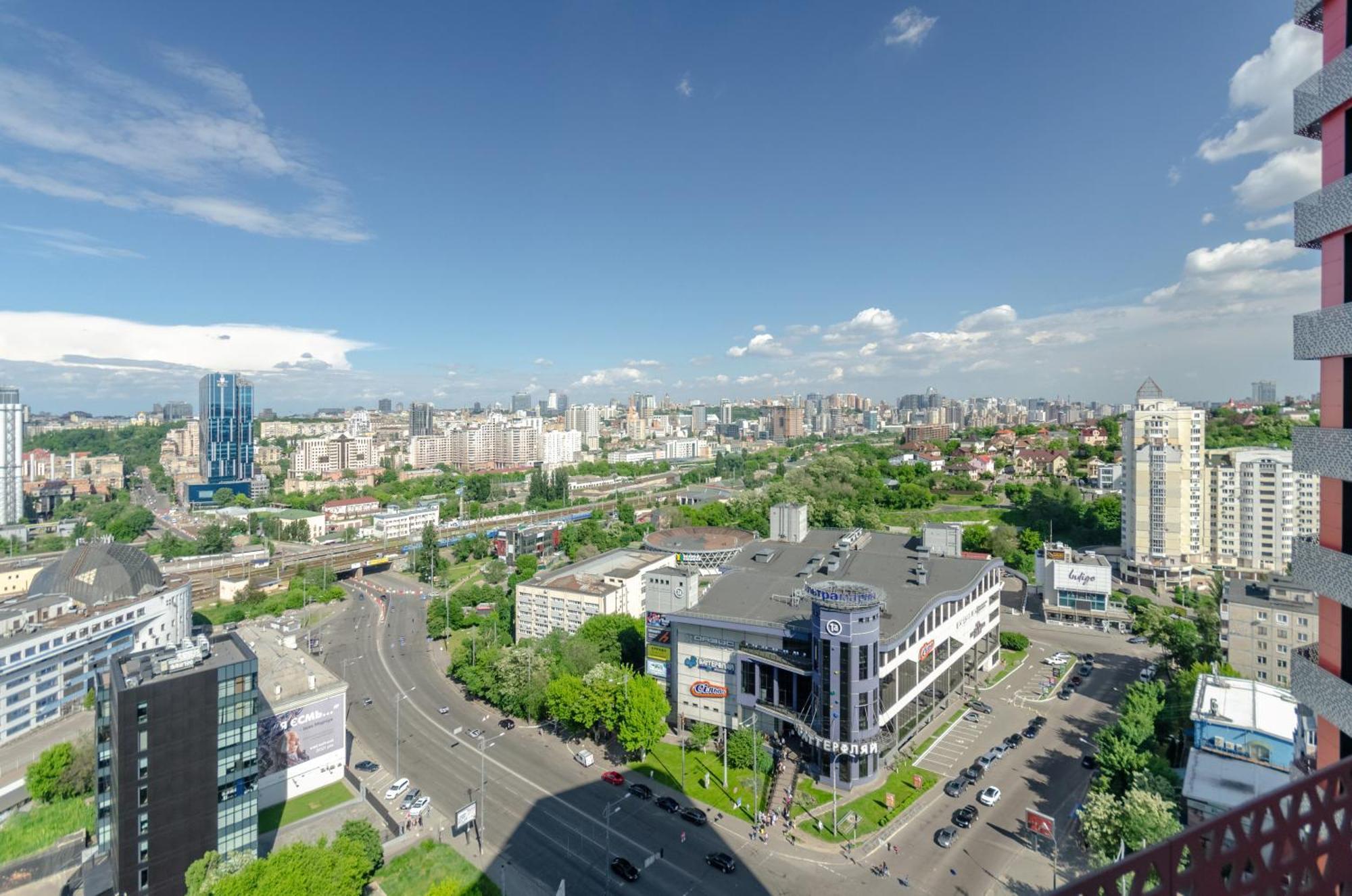 Petrovdom 234-241-86-96 In City View Apartments At Rc Kvartet,Near Central Railway Station كييف المظهر الخارجي الصورة