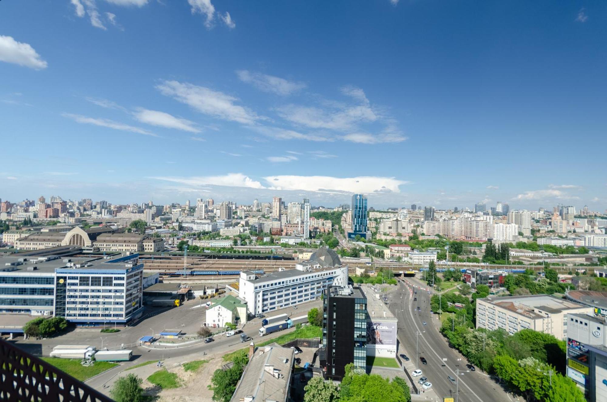 Petrovdom 234-241-86-96 In City View Apartments At Rc Kvartet,Near Central Railway Station كييف المظهر الخارجي الصورة