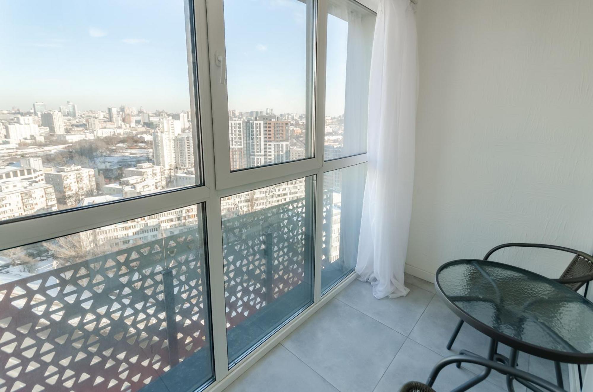 Petrovdom 234-241-86-96 In City View Apartments At Rc Kvartet,Near Central Railway Station كييف المظهر الخارجي الصورة